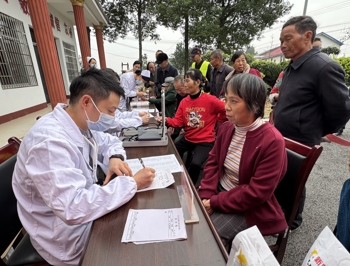 农工党常德市委会开展环境与健康宣传暨医药援助社会服务活动